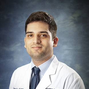 A headshot of Esteban Sosa